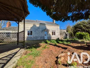 Longere in Neuillé (49680)