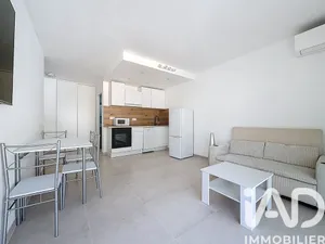 Apartment in Menton (06500)