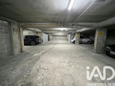 Parking in Paris (75014)