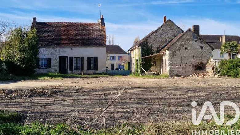 Maison 3 pièces 82 m² · à Turny · 82 m² · 60 000 €