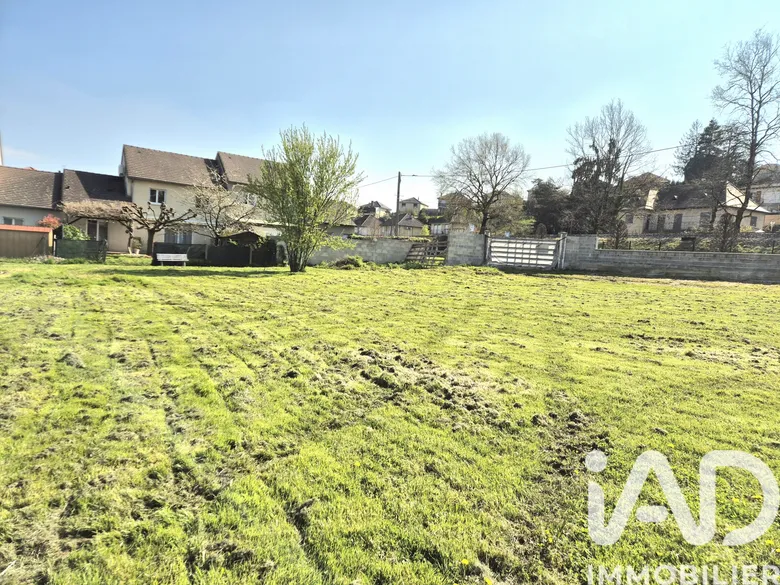 Terrain à bâtir à Brive-la-Gaillarde (19100) · 65 000 €