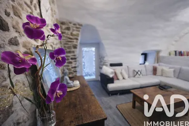 Village house in Vallon-Pont-d'Arc (07150)