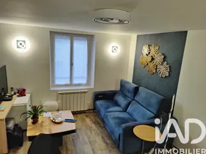 Village house in Nogentel (02400)