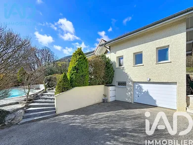 Maison à Collonges (01550)