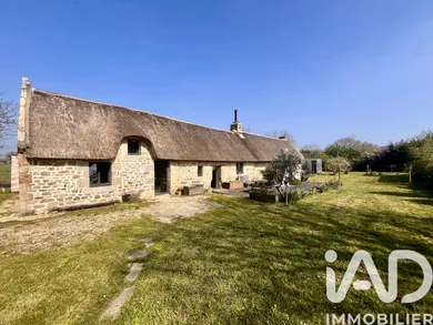 Longere in Locoal-Mendon (56550)