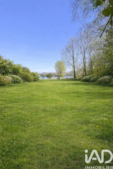 Terrain à Le Mée-sur-Seine (77350)