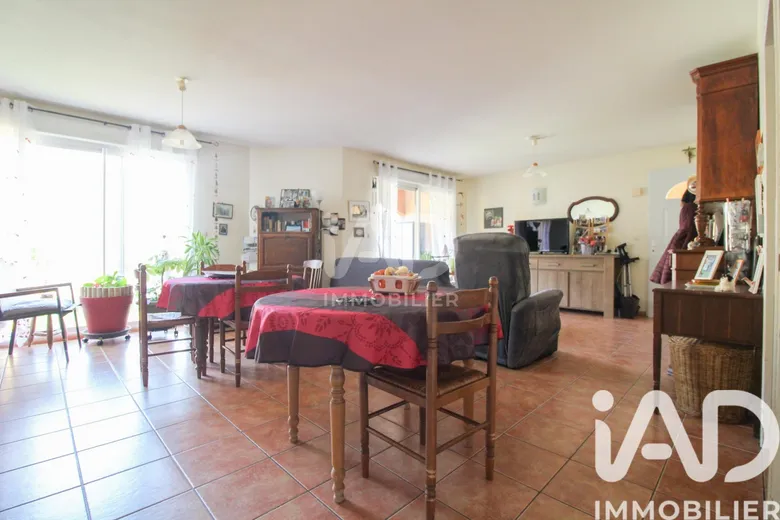 Appartement 3 pièces 74 m² · à Saint-Affrique · 74 m² · 190 000 €