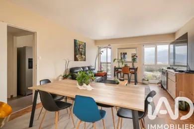 Apartment in Grenoble (38000)