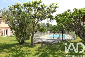 Maison à Bédarrides (84370)