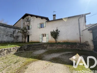 Maison de campagne à Wassy (52130)