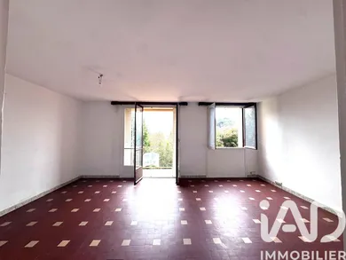 Apartment in Nice (06100)