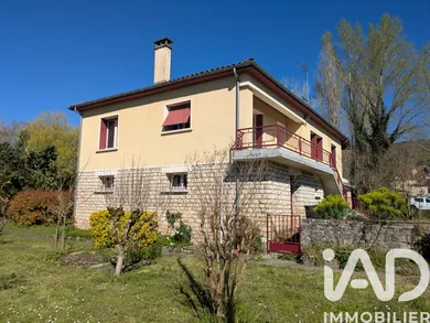 Maison à Saint-Cyprien (24220)
