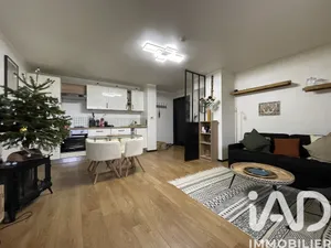 Apartment in Romainville (93230)