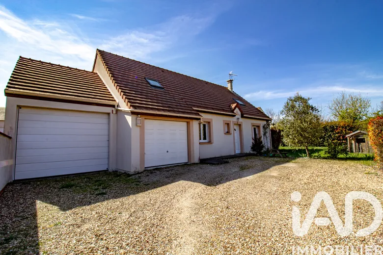 Maison 7 pièces 140 m² · à Villemandeur · 140 m² · 245 000 €