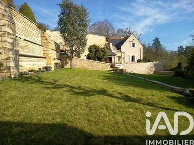Traditional house in Chinon (37500)