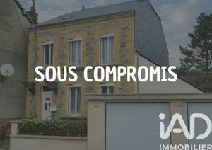 Maison à Bogny-sur-Meuse (08120)