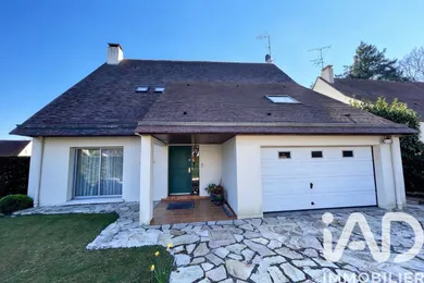 Maison à Verneuil-sur-Seine (78480)