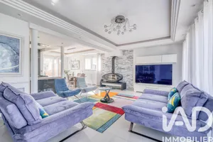 Maison traditionnelle à Montfermeil (93370)