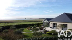 Maison à Regnéville-sur-Mer (50590)