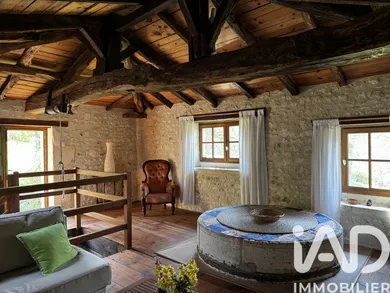 Maison de campagne à VILLEXAVIER (17500)