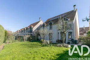 Maison à La Queue-en-Brie (94510)