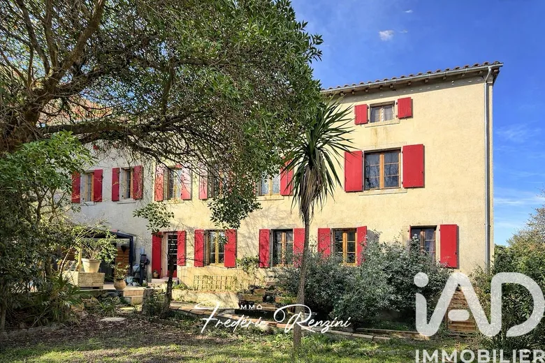 Maison 6 pièces 280 m² · à Escueillens-Et-Saint-Just-de-Bélengard · 280 m² · 319 000 €