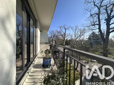 Apartment in Versailles (78000)