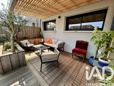Architectural house in Vendays-Montalivet (33930)