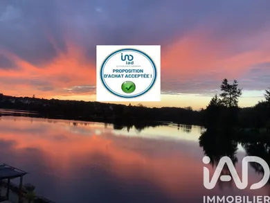 Immeuble à Huelgoat (29690)