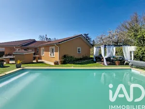 House in Vénérieu (38460)