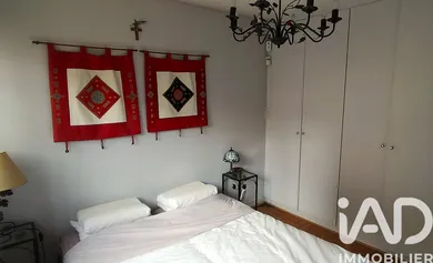 Apartment in Paris (75020)