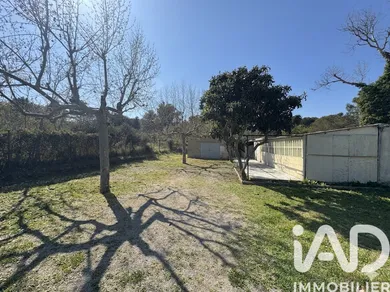 Terrain à bâtir à Saint-Mitre-les-Remparts (13920)