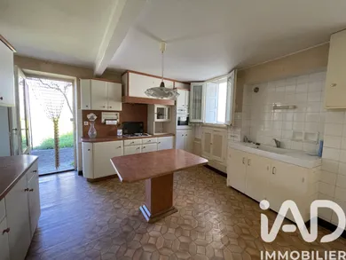 House in Charmes-sur-Rhône (07800)