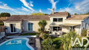 House in Listrac-Médoc (33480)