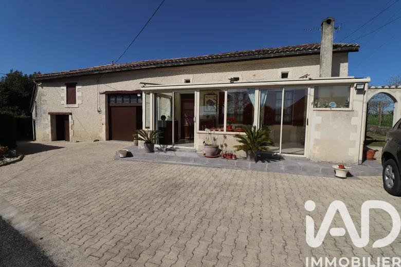 Maison 4 pièces 76 m² · à Chatenet · 75,5 m² · 194 000 €