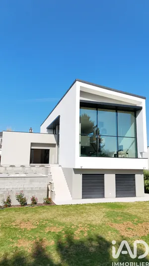 Maison d'architecte à Thil (54880)