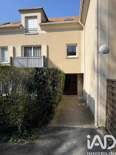 Appartement à La Queue-en-Brie (94510)