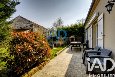 House in Combs-la-Ville (77380)