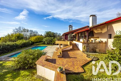 Architectural house in Peyrehorade (40300)
