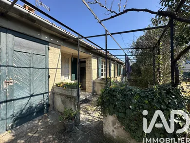 Maison à Saint-Saturnin-lès-Avignon (84450)