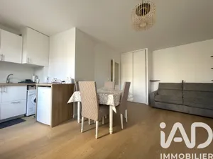 Apartment in Carrières-sur-Seine (78420)