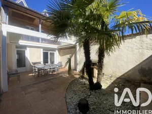 Townhouse in Vic-Fezensac (32190)