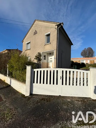 Maison à Thiviers (24800)