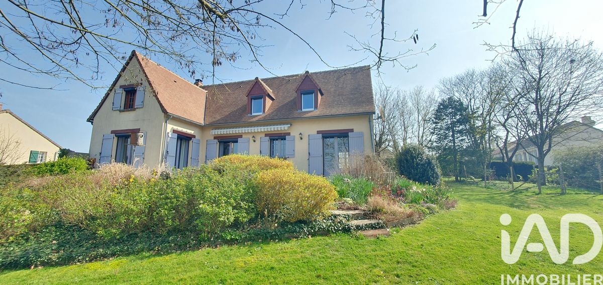 maison à Saint-Calais