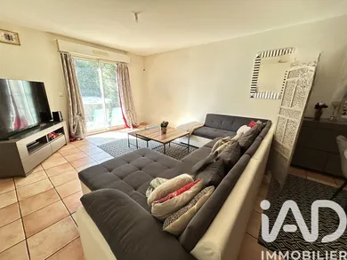 Traditional house in Entraigues-sur-la-Sorgue (84320)