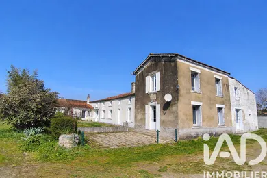 Park home in Saint-Martin-de-Fraigneau (85200)