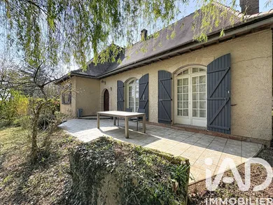 Architectural house in Chevannes (89240)