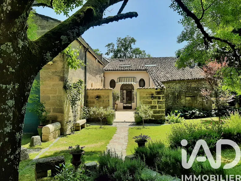 Maison 10 pièces 300 m² · à Saint-Émilion · 300 m² · 784 000 €