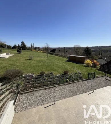 Maison traditionnelle à Les Avenières (38630)