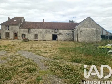 Ferme à Saint-Hilliers (77160)